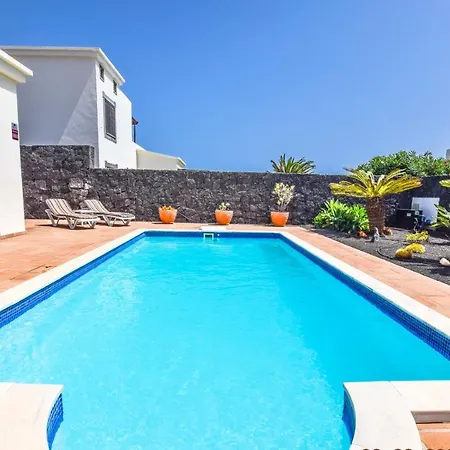 216 - Helena By Now Ltd * Playa Blanca
