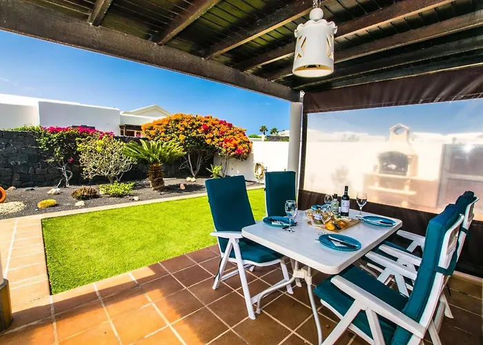 216 - Helena By Now Ltd וילה *